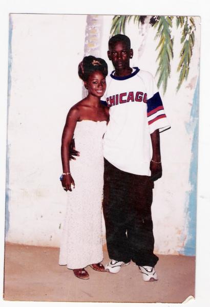 elder brother et son amie
